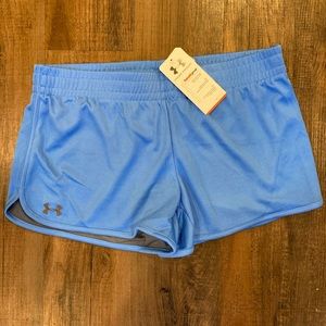 Under Armour Shorts Size L
